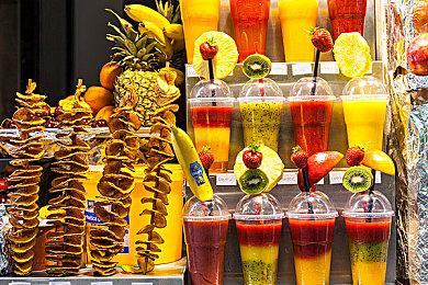 《歧路旅人：大陆霸者》和《尼尔：伪装者》进行角色联动